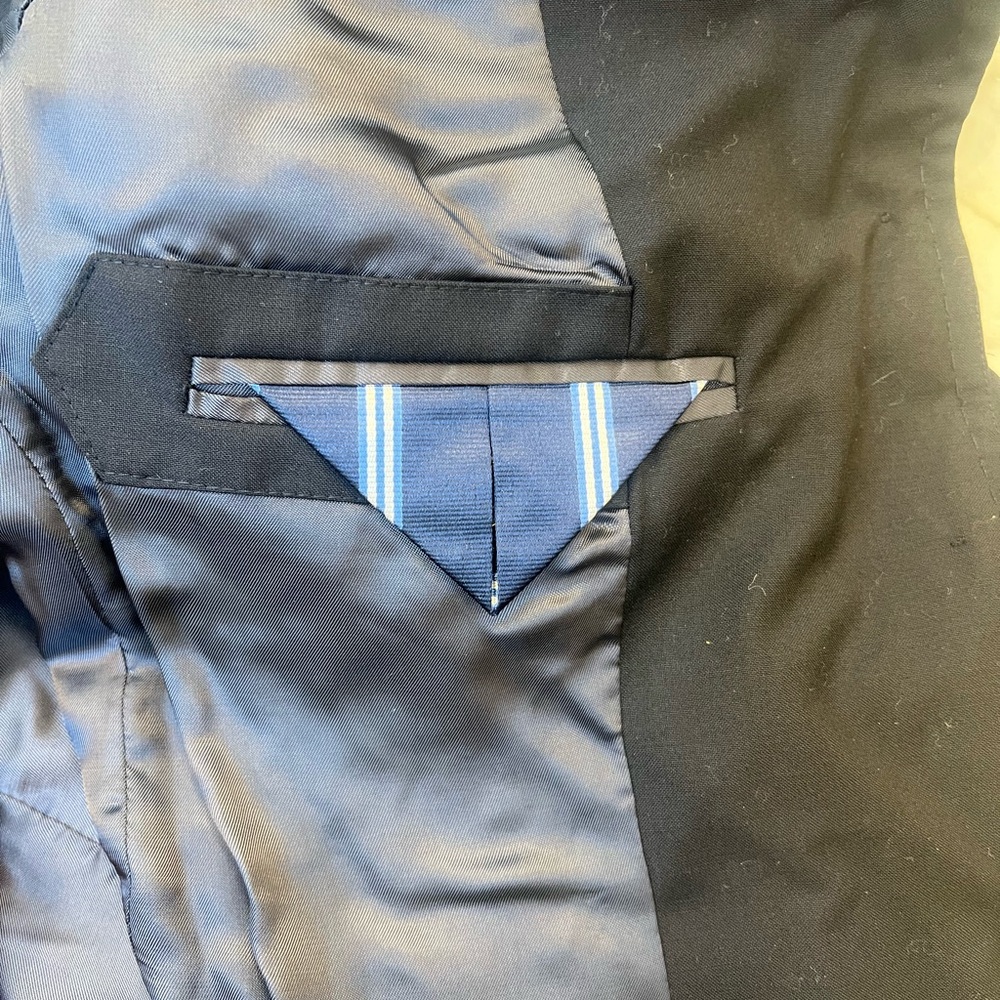 Brooks Brothers Navy Women’s Blazer - Picture 5 of 8
